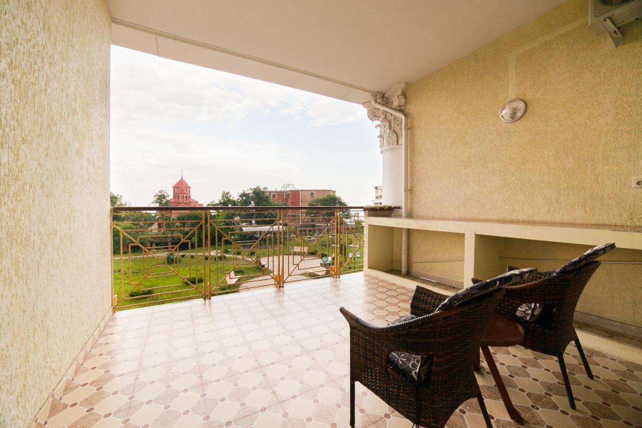 Arcadijskiy Palace Oděsa Exteriér fotografie